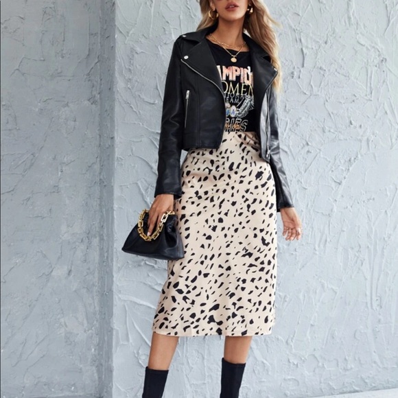 Vegan leather moto jacket - Picture 4 of 5